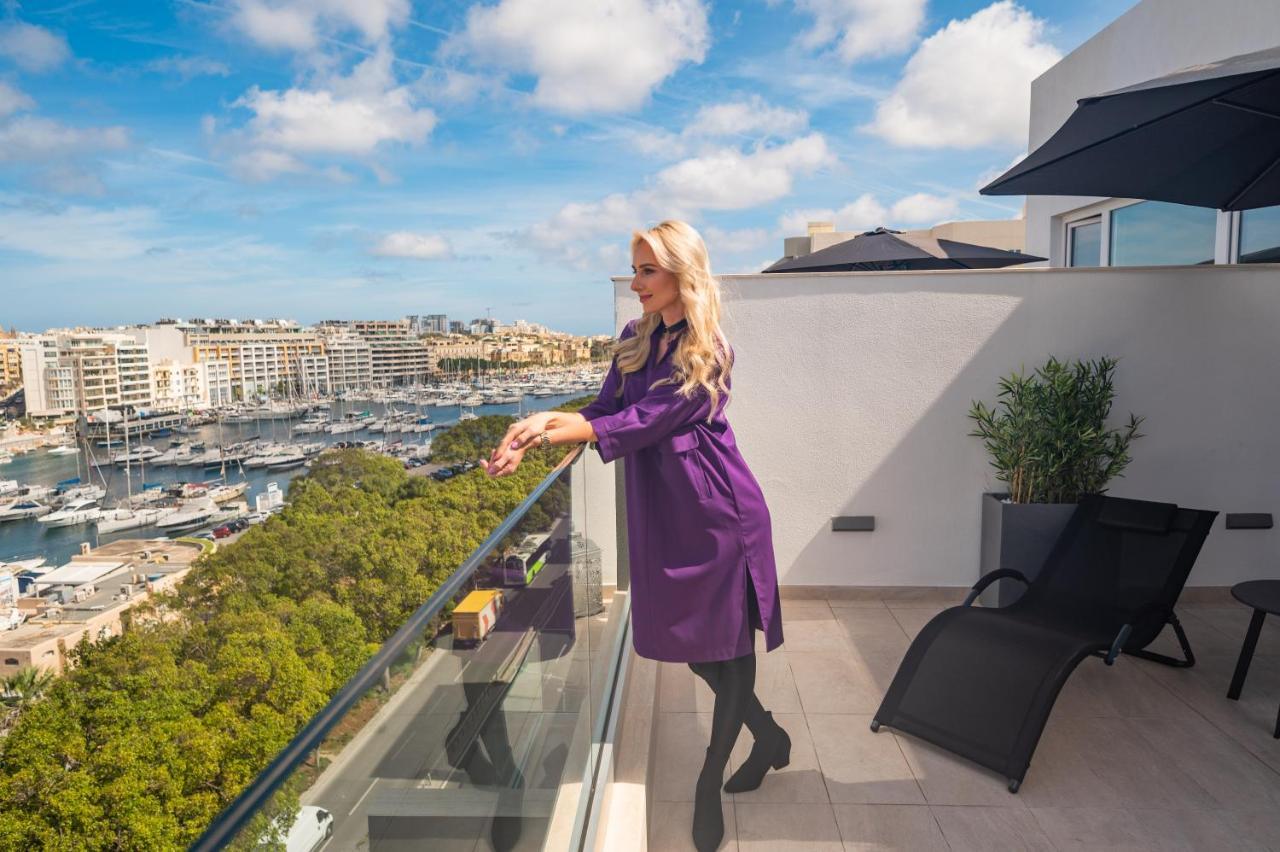 The Address Seafront Suites With Hot Tub Pietà Exteriör bild